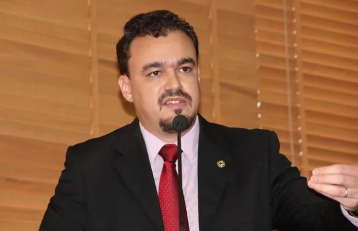 Líder do governo afirma que call center será gerador de empregos no Acre