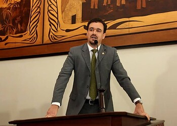 Líder do governo questiona fala de deputado sobre negociar votos para instalar CPI na Aleac