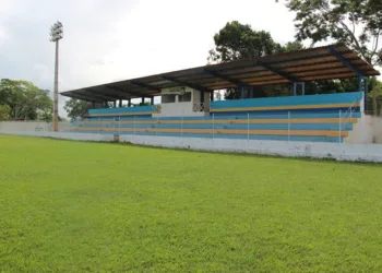Estádio Álvaro Felício poderá receber até 500 torcedores amanhã. (Foto: João Paulo Maia)