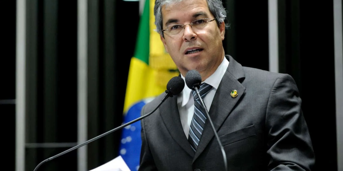 Acre não tem mais como assumir responsabilidade sobre haitianos, alerta Jorge Viana