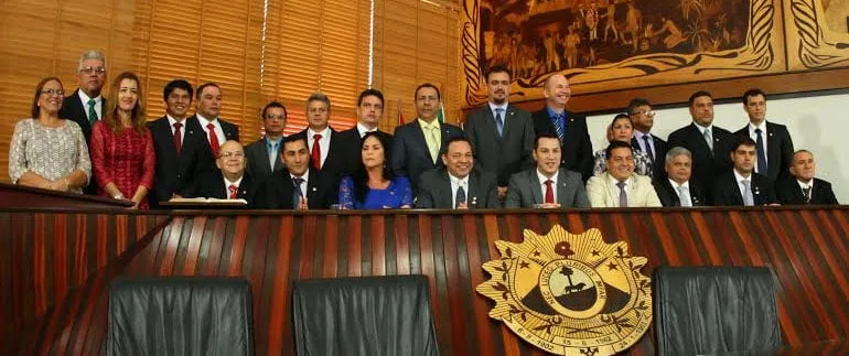 Deputados estaduais avaliam os primeiros dias com dedicação e empenho na Aleac. (Foto: Agência Aleac)