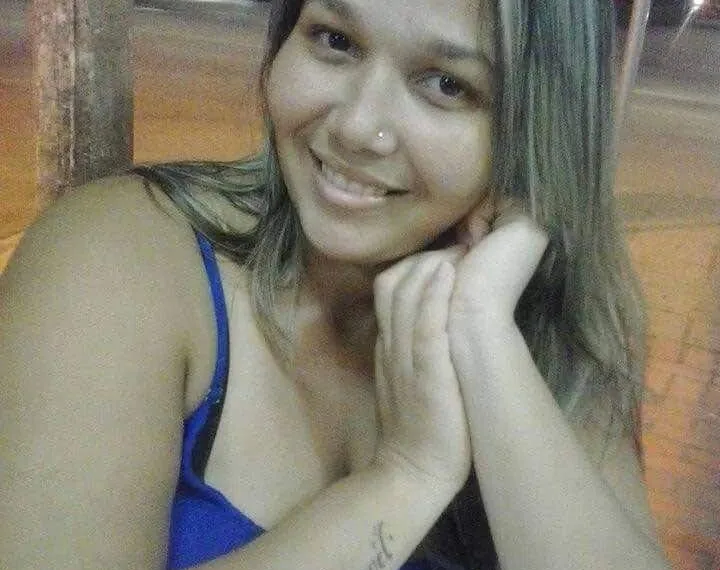Justiça concede habeas corpus para jovem acusada de matar irmã a golpe de tesoura