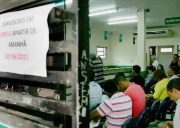 Empregados em greve temem sofrer represália. (Foto: Odair Leal/ A GAZETA)