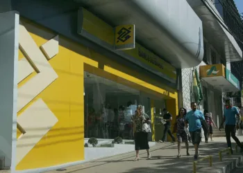 Bancos e repartições públicas fecham hoje, mas a maioria reabre na sexta