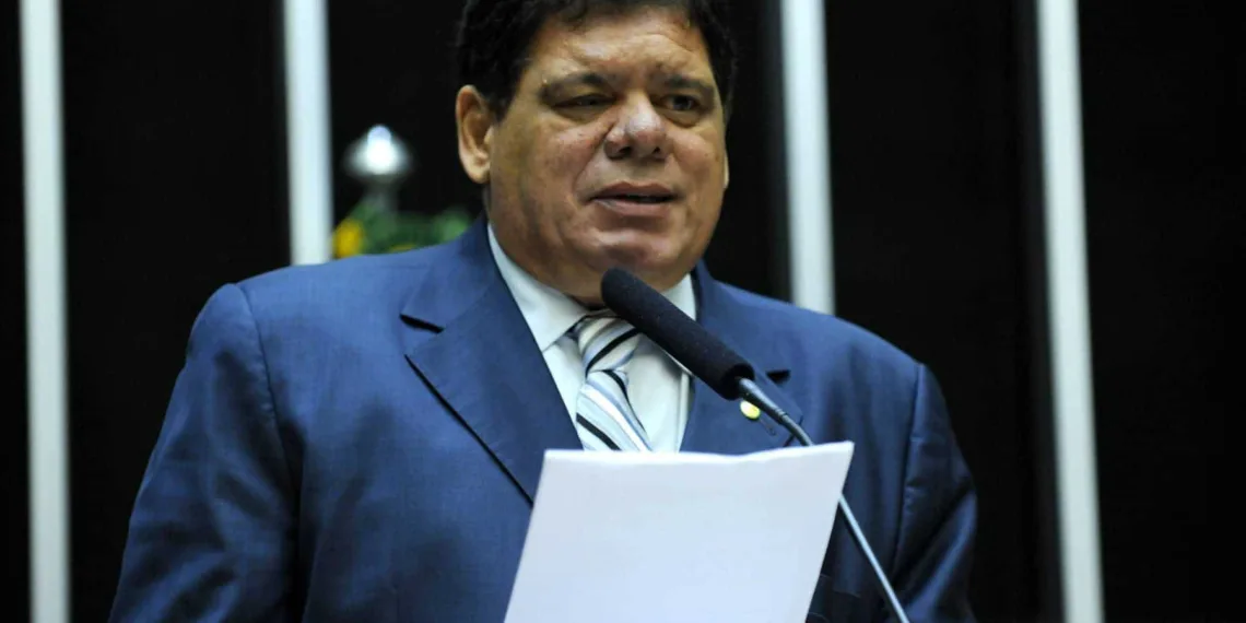 Deputado Flaviano Melo se solidariza com os servidores da Embrapa