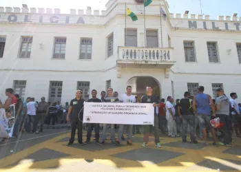 Rio Branco é invadida pelas greves