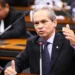 Angelim cobra tarifa menor e melhoria do fornecimento de energia para o Acre