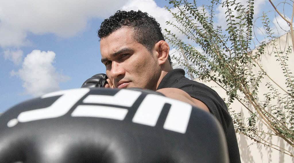 Acreano é dono do nocaute mais rápido do MMA. (Foto: Odair Leal/ A GAZETA)