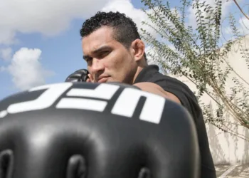 Acreano é dono do nocaute mais rápido do MMA. (Foto: Odair Leal/ A GAZETA)