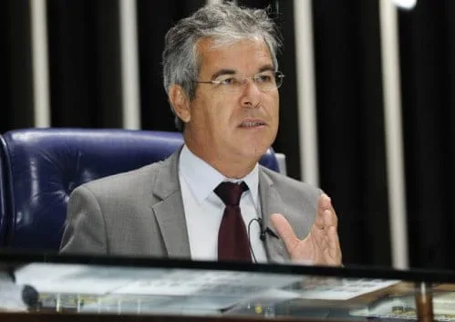 Senador repudia pesquisa na qual afirma que projeto de Ferrovia Bioceânica é inviável