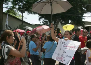 SEE/AC confirma que os pontos dos grevistas estão sendo cortados e categoria promete manifestação nesta quinta