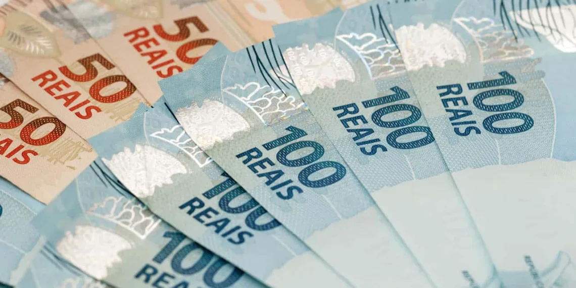 Receita libera segundo lote de restituições do Imposto de Renda