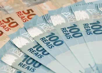 Receita libera segundo lote de restituições do Imposto de Renda