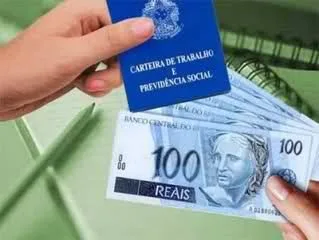Parte do Abono Salarial prevista para este ano agora só sairá em 2016