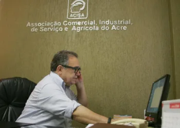 “Toda medida que visa minimizar os impactos da crise é bem vinda”, afirma Jurilande Aragão