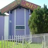 Estrangeiros tentam dar calote em motel e acabam presos
