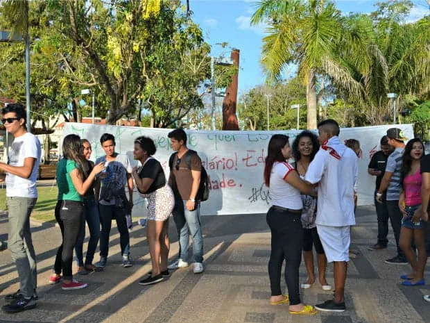 Professores estão em greve há quase uma mês no Acre. (Foto: Odair Leal/ A GAZETA)