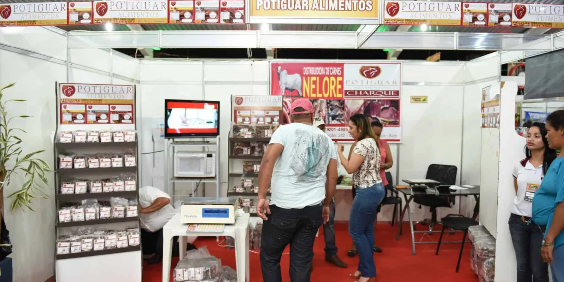 Lançamentos empresariais movimentam os visitantes da Expoacre
