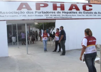 No dia Mundial de combate às hepatites, Aphac realiza ação no Belo Jardim