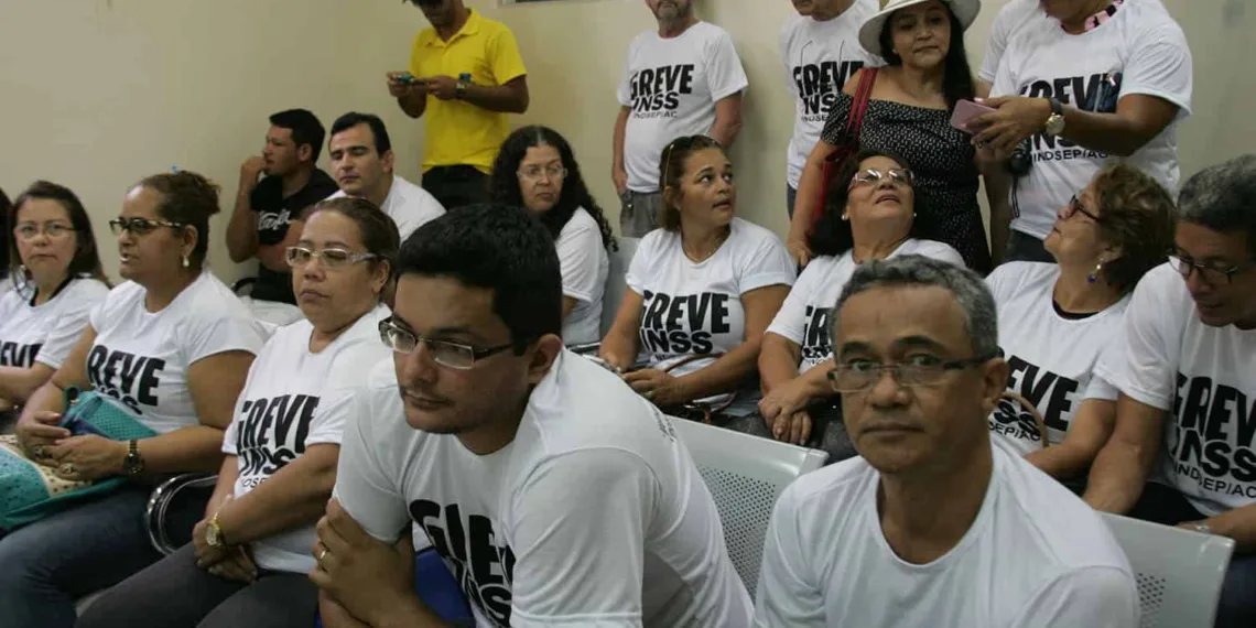 Servidores do INSS promovem ato no Centro nesta terça-feira, 21