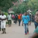 Rio Branco, Acre, 22.05.2015 - Centenas de imigrantes haitianos estão no abrigo em Rio Branco no Acre, em uma chácara nas proximidades da cidade, onde a capacidade para 200 pessoas, mas atualmente cerca de 500 imigrantes estão no local. Diariamente chegam aproximadamente 90 pessoas no local superlotando mais ainda. O Ministério da Justiça fez no início dessa semana, (18), uma solicitação ao governo do Acre para que as viagens fossem suspensas com destino para a capital paulista. A suspensão das viagens dos haitianos para São Paulo foi um pedido da Prefeitura, que, em nota, disse que tem o dever de acolher os imigrantes, mas que não estava preparada para receber tanta gente de surpresa. Os haitianos vêm para capital paulista em busca de oportunidades, mas muitas vezes acabam sem emprego e sem dinheiro.
