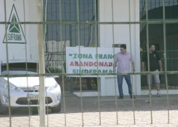 Sem negociações, greve da Suframa continua