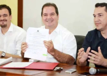 Governador destacou que o plano garante qualidade da Educação até 2024. (Foto: Secom Acre)
