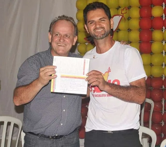 Com a presença de César Messias, evento marca filiação do prefeito Mano Rufino ao PSB