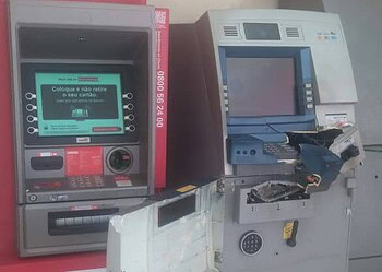 Criminosos não conseguiram obter o dinheiro da máquina e fugiram rapidamente do local. (Foto: Divulgação)