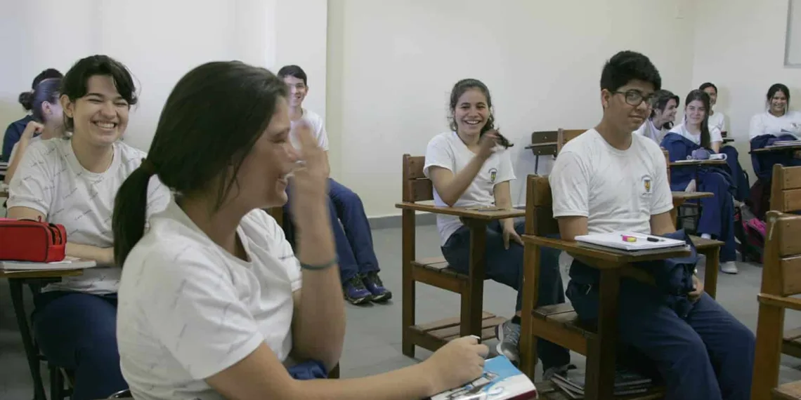 Professores da escola com maior média no Enem destacam disciplina e foco dos alunos