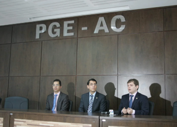 Após 20 dias de suspensão, PGE assina acordo que exclui itens polêmicos dos editais de concurso da PM e Bombeiro