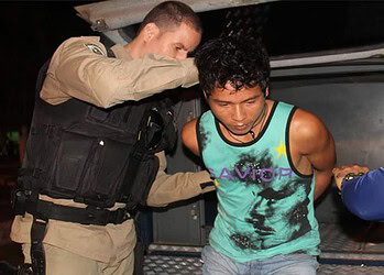 Peruano é preso com cinco quilos de cocaína