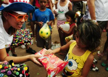 Dia das Crianças aquece comércio de Rio Branco: clientes preferem comprar no Centro e à vista, diz pesquisa