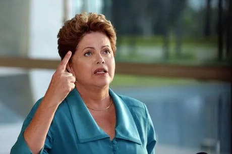 Presidente Dilma diz que o país voltará a crescer e reduzirá inflação