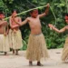As crianças também participaram da Luta de Resistência “Kenãna Ikinai”, demonstrando a força do povo Yawanawa