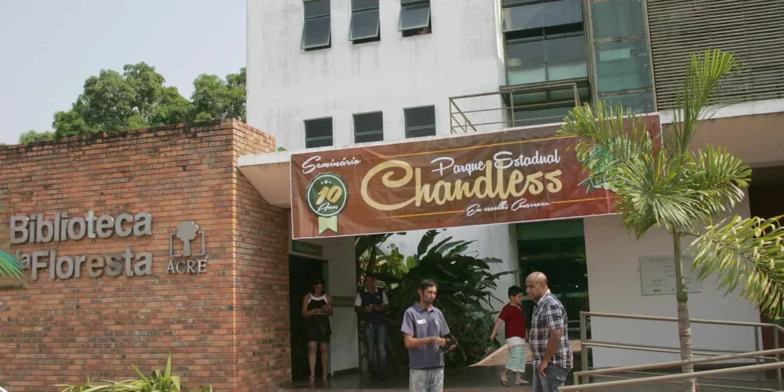 Para comemorar o dia da Amazônia realiza exposição fotográfica do Parque Estadual do Chandless