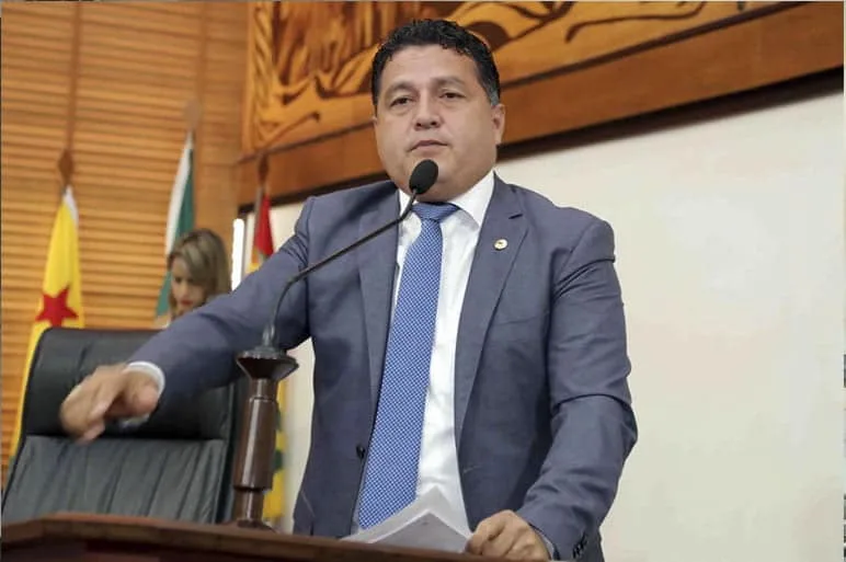 Deputado Eber Machado vai solicitar audiência pública. (Foto: Agencia Aleac)
