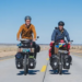 Ciclistas realizam ato em homenagem ao casal de suecos atropelados