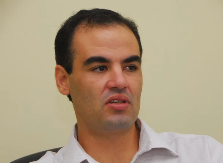 Tiago Viana é absolvido em processo sobre fraudes em licitação da Saúde