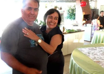 COLUNA DO THEODORO: Niver da Drª Simone Chaves