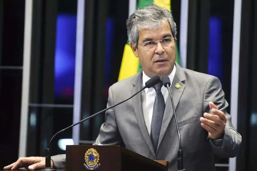 Senado aprova relatório de Jorge Viana de projeto que incentiva ciência e tecnologia no País