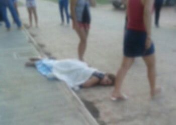 Mulher está no hospital