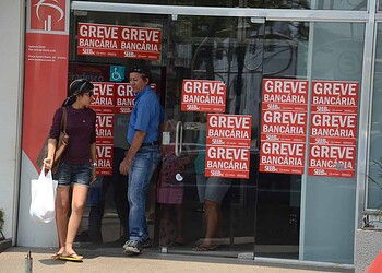 Há duas semanas em greve, bancários ainda não tem agenda de negociação