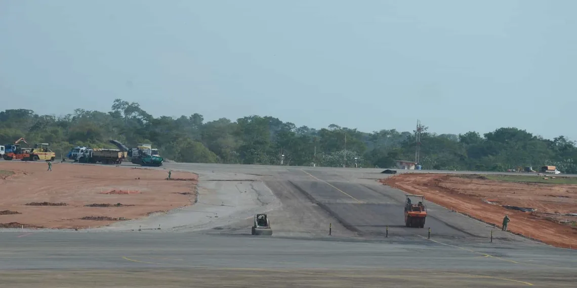 Aeroporto fechou temporariamente devido a falha na pista