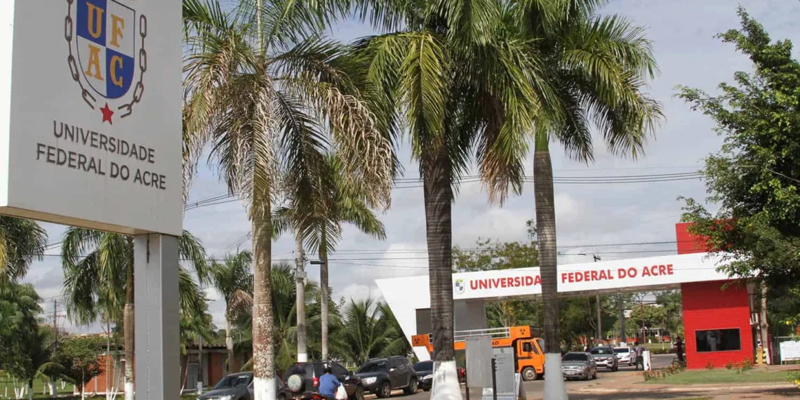 Professores da Ufac decidem encerrar greve