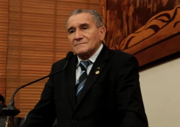 Deputado Chagas Romão volta a pedir redução de ICMS para contas de energia
