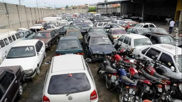 Mais de 900 carros apreendidos podem ser leiloados em novembro