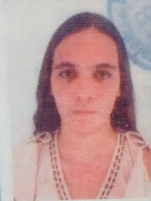 Jovem tem parte das vísceras retirada após ser morta a facadas
