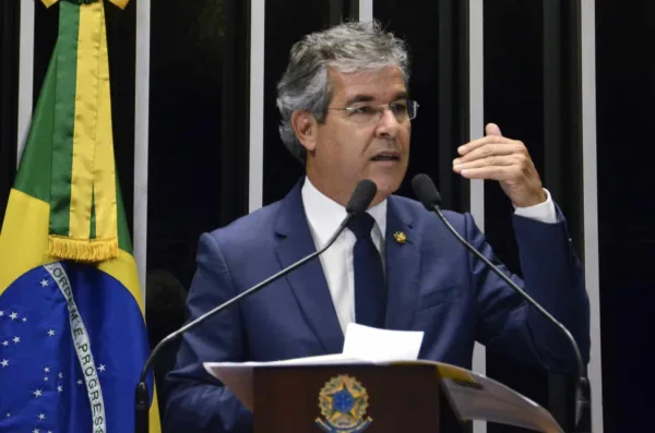 Jorge Viana anuncia liberação de quase R$ 4 milhões para investimentos no Acre