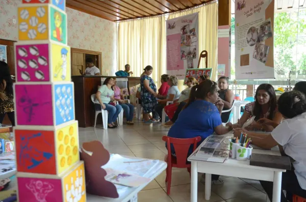 Exposição apresenta 25 anos de atuação de professores das Classes Hospitalares